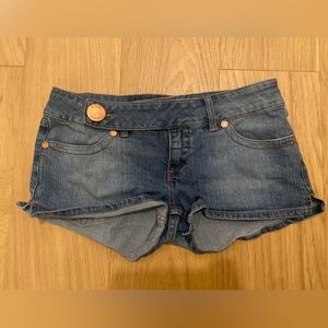 Low rise jean shorts, Y2K, Brand: Who Jeans